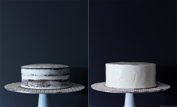 左边是台阶图，蛋糕上有一层薄薄的霜。右边的第二幅图霜层更厚。