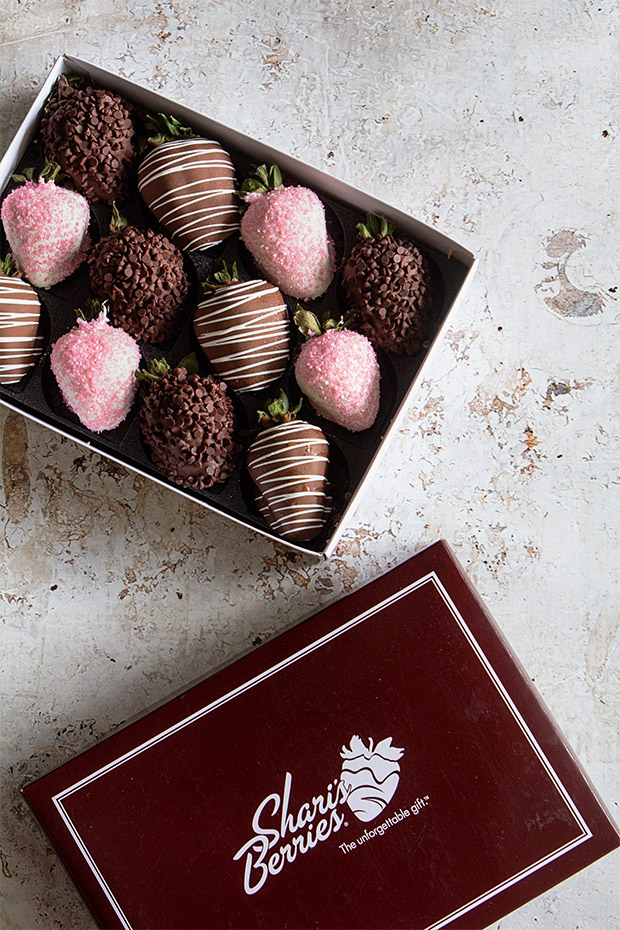 巧克力覆盖草莓||188宝金博网址十多面包师皇家
