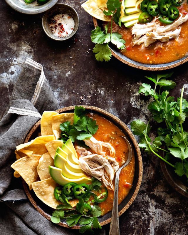 Easy Chicken Tortilla Soup because fall means sweater weather, cozy soups like this. Who else is ready for this?! - Recipe in bio link or Google Easy Chicken Tortilla Soup Bakers Royale - #cozy #comfortfood #chickenrecipes #soup #easyrecipes #weeknightmeals #instayum